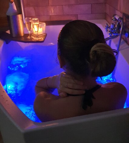 Romantic suite in Sassari with whirlpool bath and chromotherapy Villa Malvasio