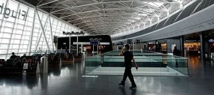 airport-335589_1280 airport-335589_1280