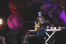 b974063d-ee31-428a-a409-f2b397cc2203