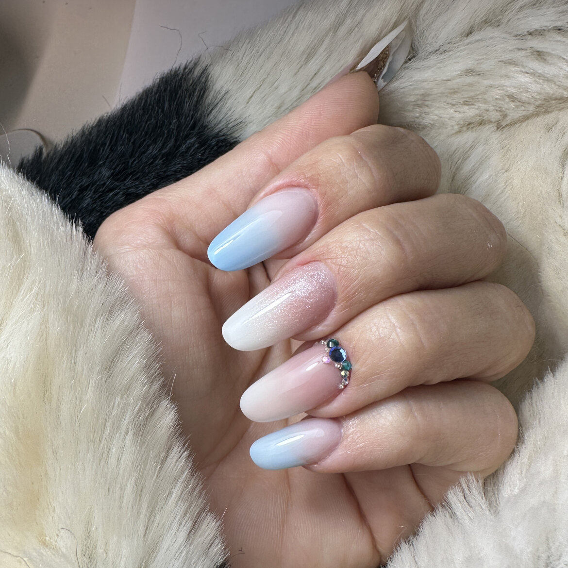 20faced9-c743-4077-ba66-3e3d4819a41c