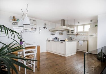 Rovere termotrattato piallato a mano Parquet rustico stile vintage per un'appartamento moderno e con uno stile ricercato.