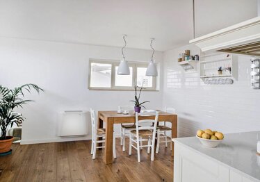 Rovere termotrattato piallato a mano Parquet rustico stile vintage per un'appartamento moderno e con uno stile ricercato.