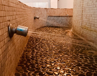 4d7fc000-0560-444b-a4f8-fed51af658ab