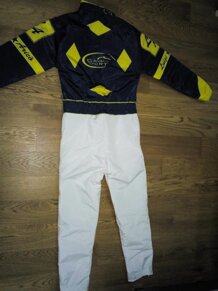 66075325-a2d8-400f-bd39-8665ef81fda3