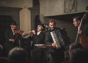 gruppo1.jpeg gruppo1.jpeg