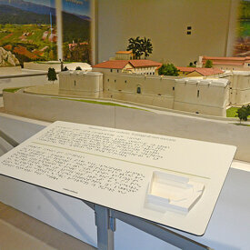 stampa Braille - mappa tattile - targa Braille Targhe Braille