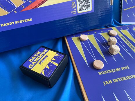Backgammon magnetico a rilievo tattile e Braille 3 Backgammon magnetico a rilievo tattile e Braille 3
