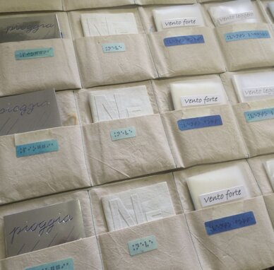 libro tattile realizzazione scritte Braille