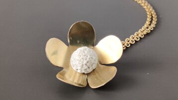 dcafced5-d160-4913-9e42-5e72eb50b74c