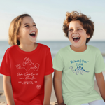 t-shirt-solidale-bambino-un-cuore-e-un-cuore-grafica-bianca