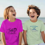 t-shirt-solidale-bambino-naso-a-naso-by-giulia-polizzano-grafica-nera