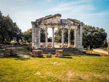 adventure-albania-cgl8ud-dt6s-unsplash.jpeg