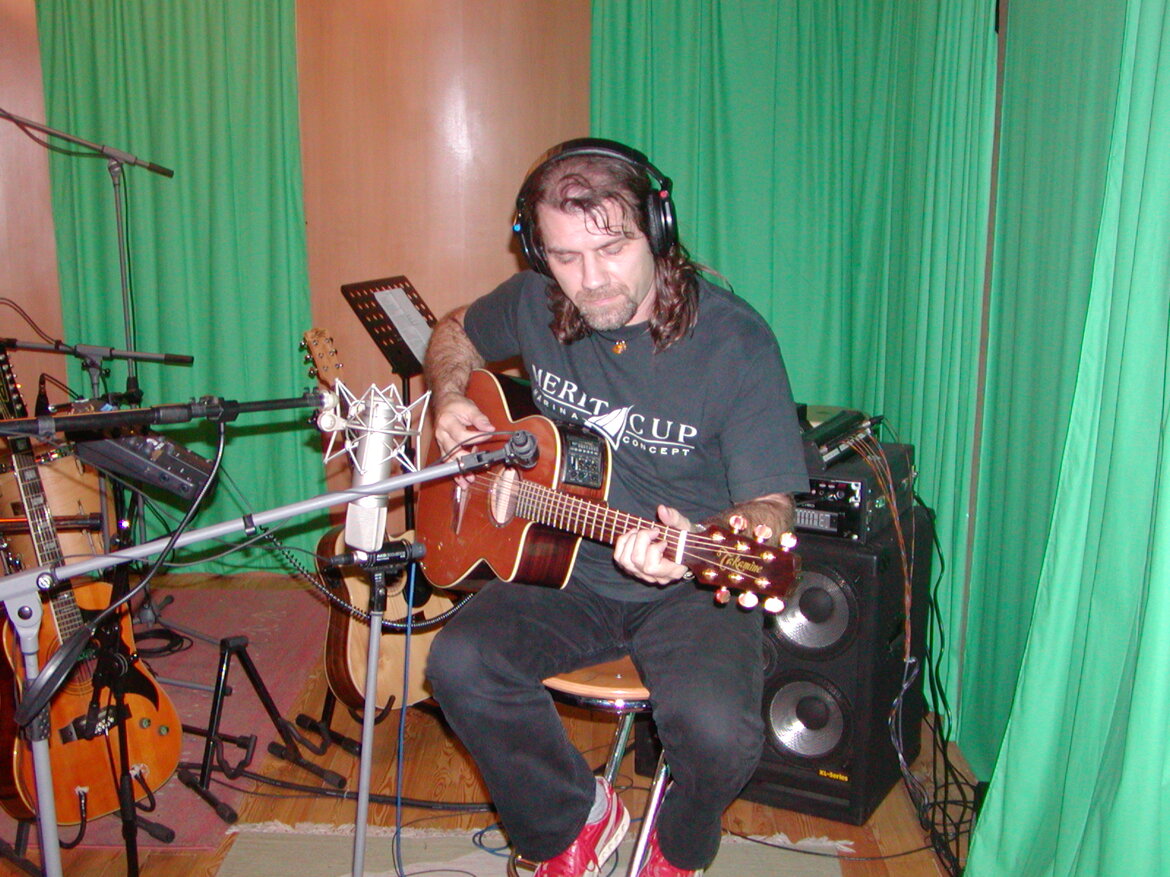 at Drumcode Studio Sesta Godano (SP) , during the session of the Paul Moss Album 2006