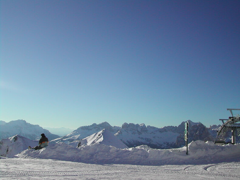 dbb082b0-c02b-46d3-8cf2-897effb58f93