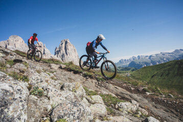 c5897593-6b9b-4acc-ade6-0a5e81d9b89a c5897593-6b9b-4acc-ade6-0a5e81d9b89a