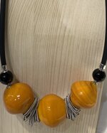 g-collana-3-perle-grandi-pastello