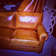 MOD LEADER BRACCIO PICCOLO PELLE ANTICATA E CHIODI