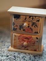 caramelle-mou-di-cachi-eucalipto-e-limone-nero