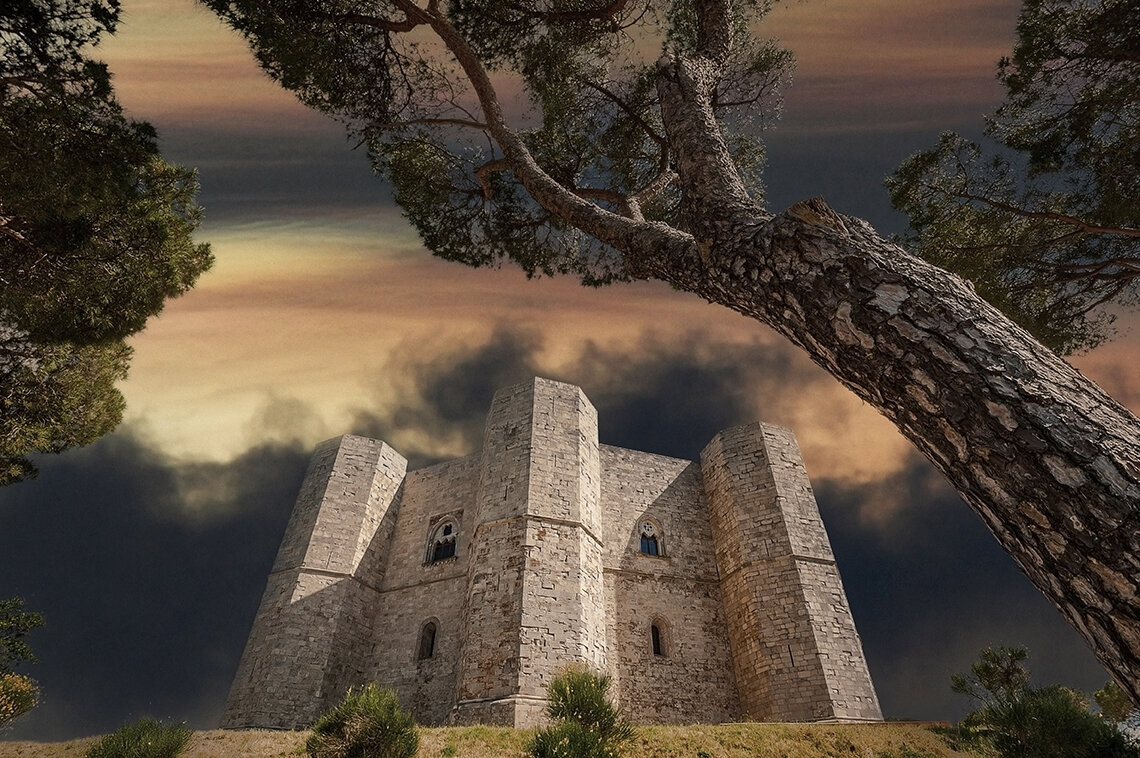 Castel Del Monte - Un gioiello avvolto nel mistero by Toni Spagone Castel Del Monte - Un gioiello avvolto nel mistero by Toni Spagone