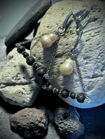 pearls-orecchini-triangle