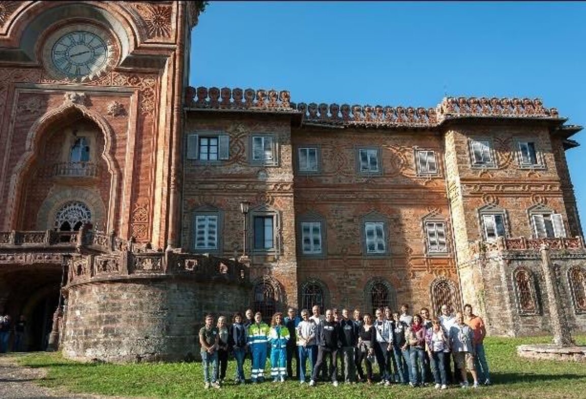 d9ab13a3-8e75-404f-a667-9480b1cd6023