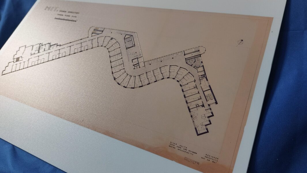 Targa a rilievo tattile Targa a rilievo tattile