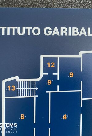 Mappa tattile con leggio