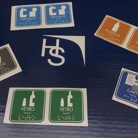 Etichette adesive in Braille