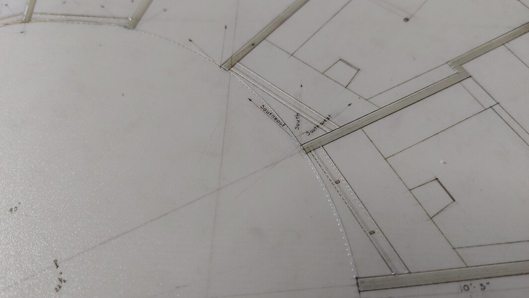 Targa a rilievo tattile Targa a rilievo tattile