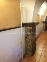 appendiabiti-in-ferro-battuto-artigianale-a-cinque-posti-snodabili