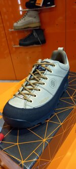 crispi-monaco-low-gtx-beige-black