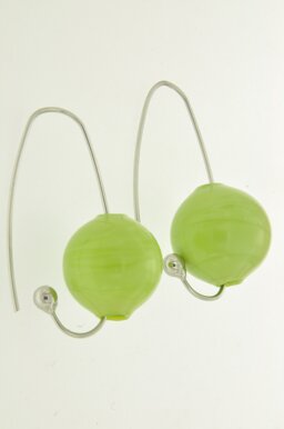 e7f1fd14-ebc8-42ad-a294-517bea6982a7