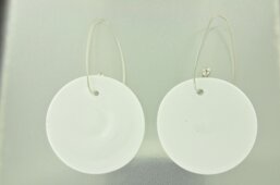 8c3ecf35-923e-41c5-a4b4-6d9171f8df7e