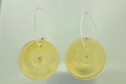 d5cdc607-c355-400e-b239-e922e848b9e1