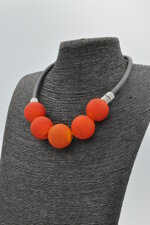 collana-penta-arancio-satinata