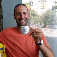 foto con tazzina iddc.jpeg