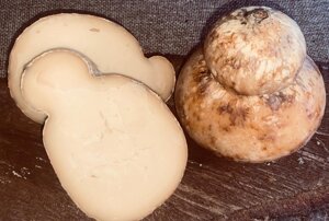 caciocavallo-stagionato-podolico