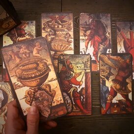 Sola Busca Cards details