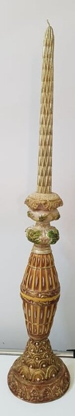 candelabro-porta-candela-con-candela