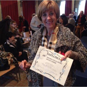 Premio per Narrativa Edita Valle Senio. 18.10.15 Fabrizia Amaini vince il Primo Premio col suo romanzo Premio per Narrativa Edita Valle Senio. 18.10.15 Fabrizia Amaini vince il Primo Premio col suo romanzo