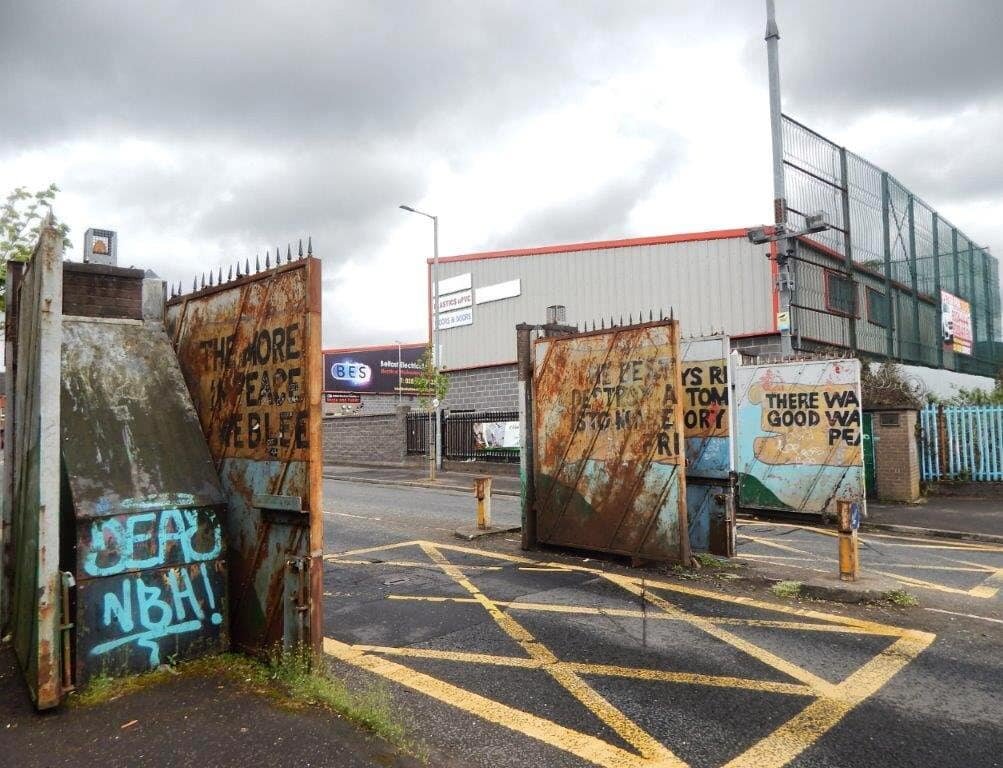 Tensione al massimo in Irlanda del Nord. Torna la paura Tensione al massimo in Irlanda del Nord. Torna la paura
