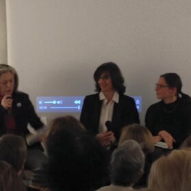 Libreria Galla, Vicenza, 19 febbraio 2016 Marianna Bonelli, Valeria Mancini e Alice Vianello Libreria Galla, Vicenza, 19 febbraio 2016 Marianna Bonelli, Valeria Mancini e Alice Vianello