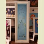 lomino-che-raccoglie-le-stelle-cadenti-con-cornice