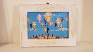 la-citta-delle-mongolfiere-con-cornice-the-hot-air-balloons-village-with-frame