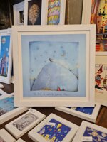 la-donnina-che-raccoglie-le-stelle-cadenti-con-cornice-the-lady-e-collects-falling-stars-with-fram