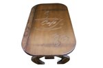 tavolino-da-caffe-in-legno-massello-di-iroko-con-incisione