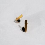 orecchini-piccoli-neri-miro