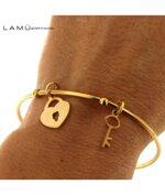 lamu-bracciale-rigido-in-acciaio-inox-con-pendente-cuore-lucchetto