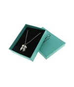 lamu-collana-in-acciaio-inox-con-pendente-bimbi-che-si-baciano