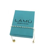lamu-bracciale-catena-in-acciaio-inox-oro-e-perline-bianche